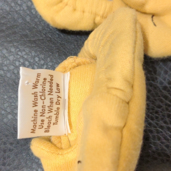NWOT 😍 Winnie the Pooh newborn slippers - Picture 4 of 4